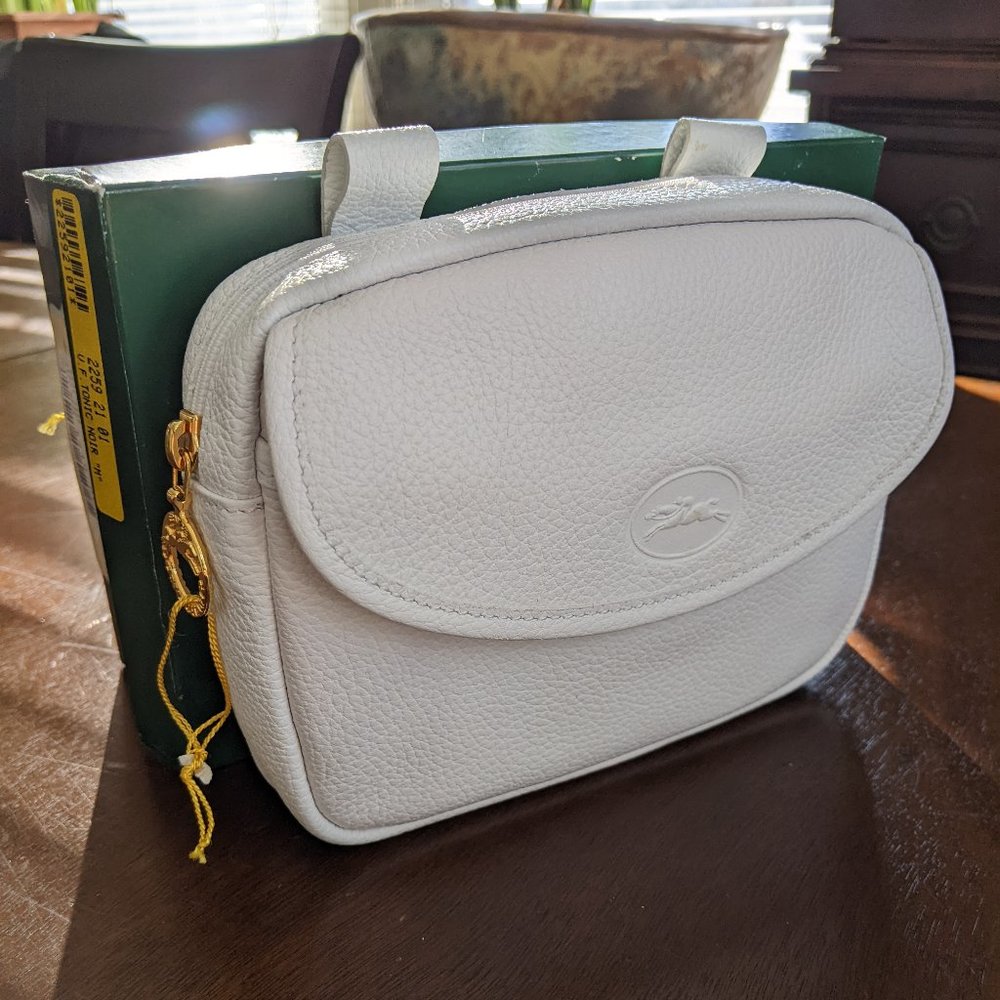 NWOT Vintage Longchamp Leather Belt Bag + Belt